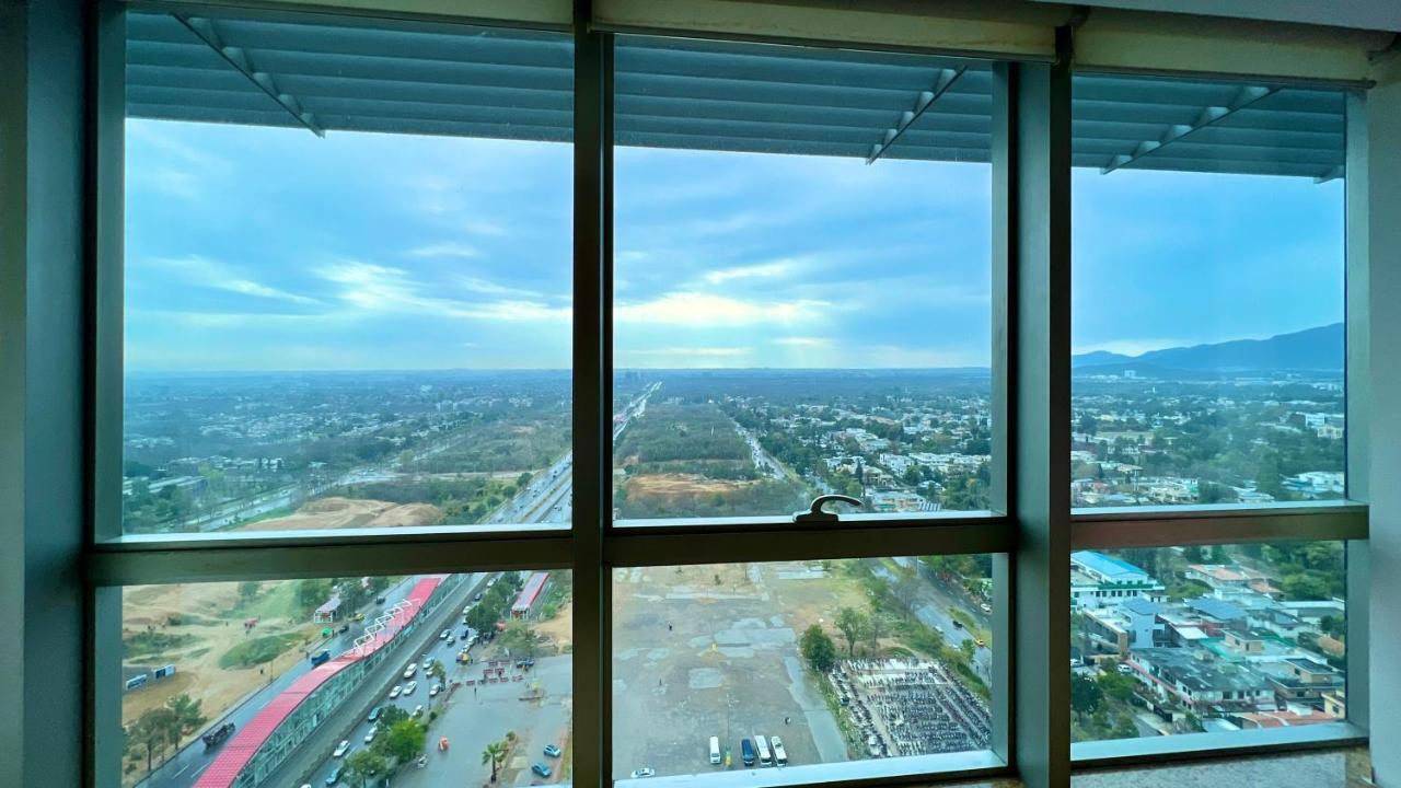 Centaurus Apartment Исламабад Экстерьер фото