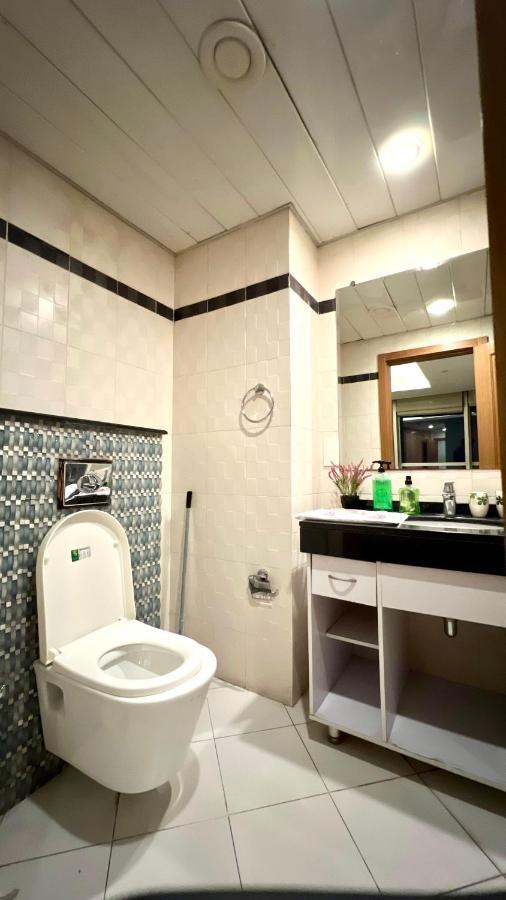 Centaurus Apartment Исламабад Экстерьер фото